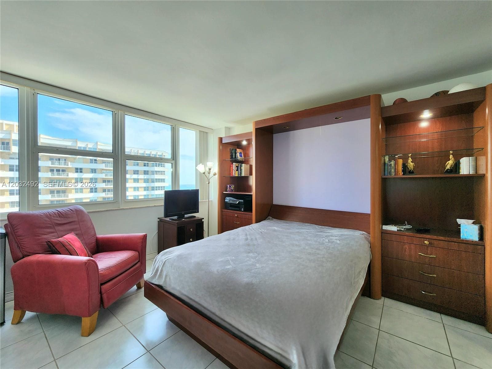 PARKER PLAZA CONDO ESTATE · #2026 in Hallandale Beach - Photo 16