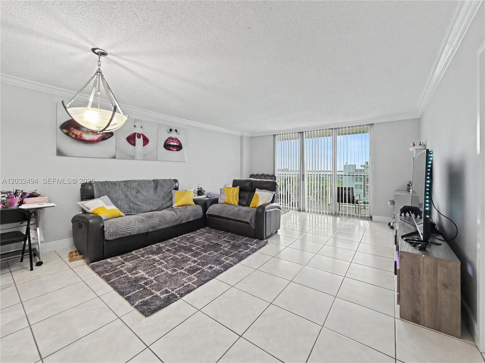 Arlen Beach Condo · #1711 in Miami Beach - Photo 6