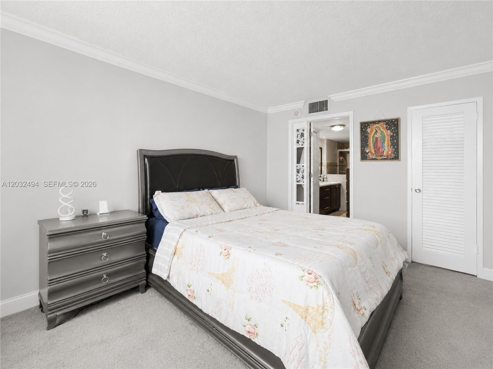 Arlen Beach Condo · #1711 in Miami Beach - Photo 12