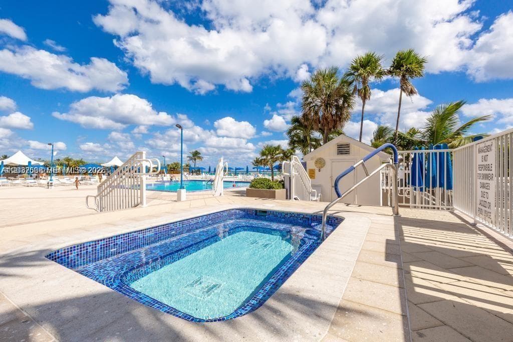PARKER PLAZA CONDO ESTATE · #1405 in Hallandale Beach - Photo 24