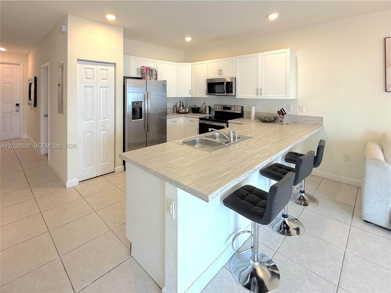 10606 W 32nd Ln photo 4