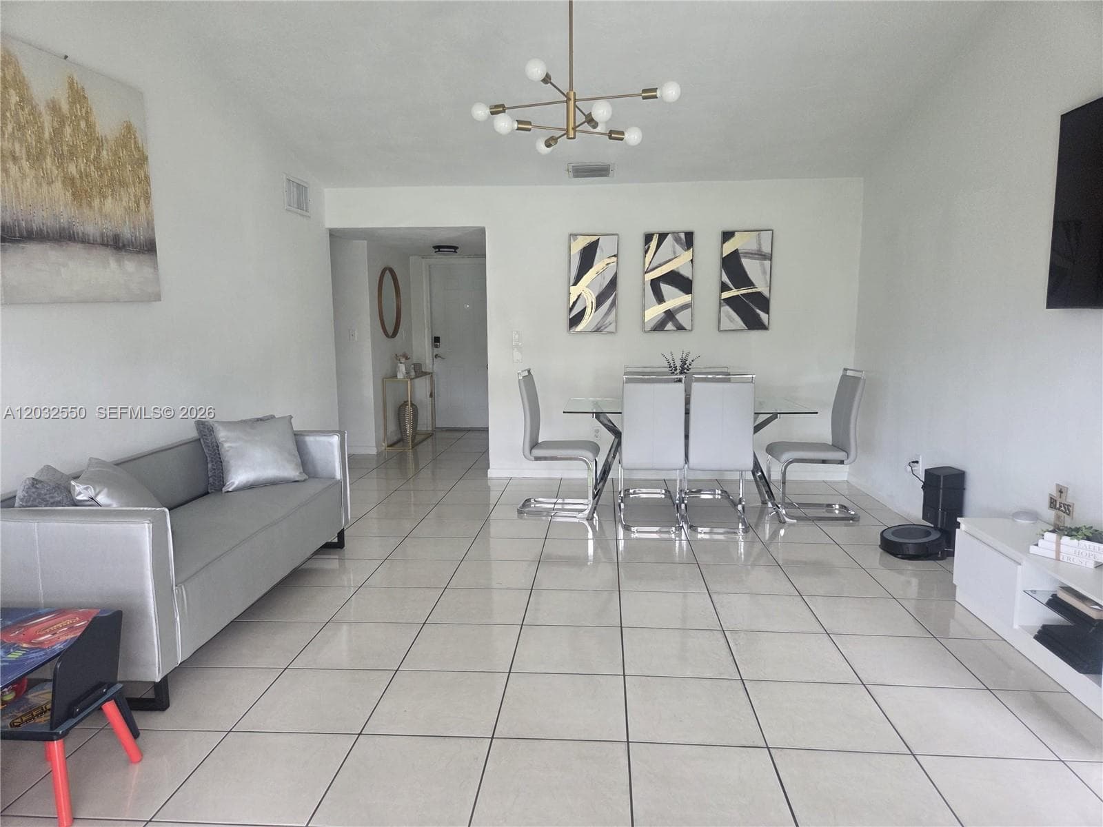11871 SW 123rd Pl photo 2