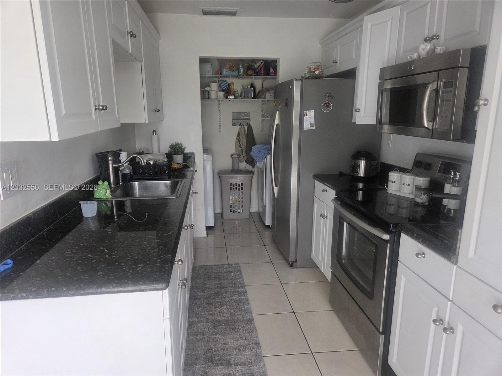 11871 SW 123rd Pl photo 3