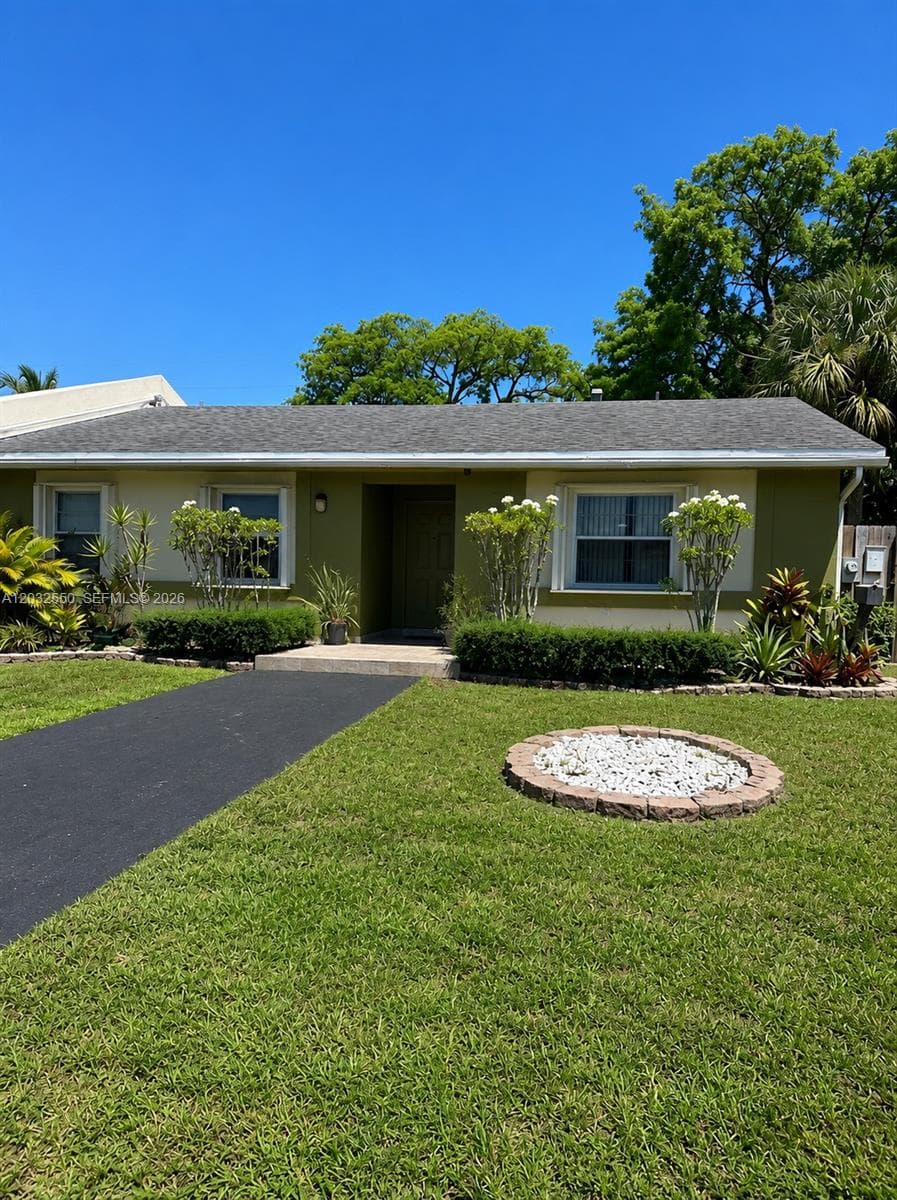 11871 SW 123rd Pl photo 1