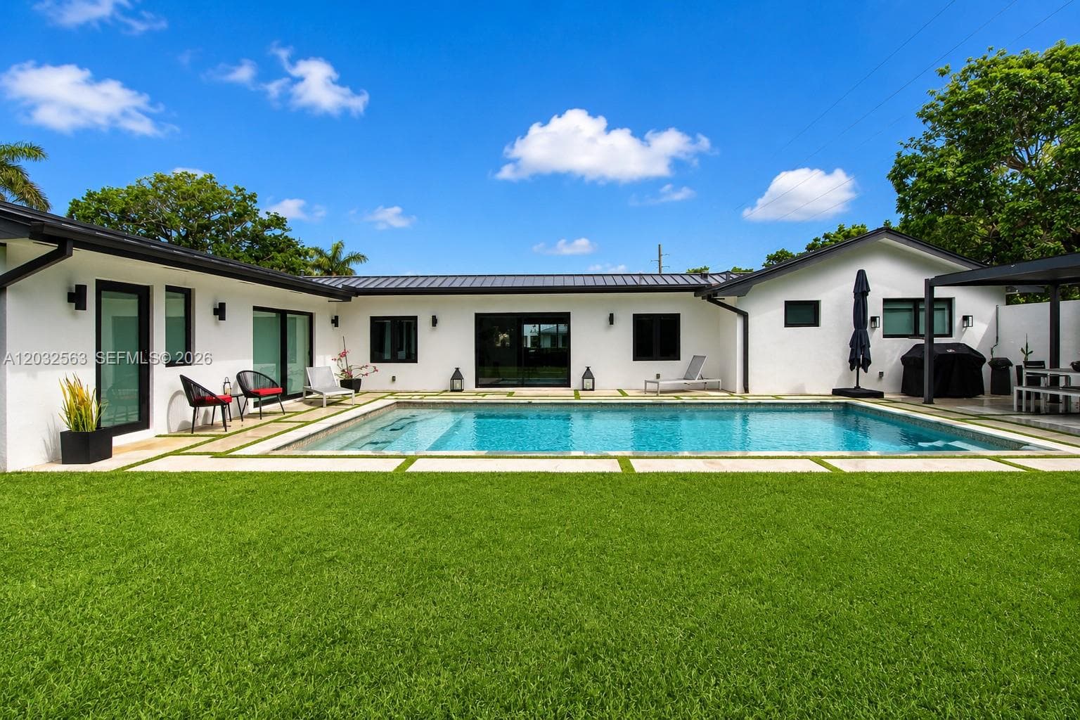 8700 SW 175th St photo 34