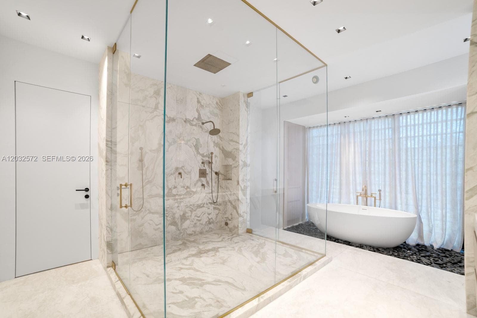 Primary staem shower