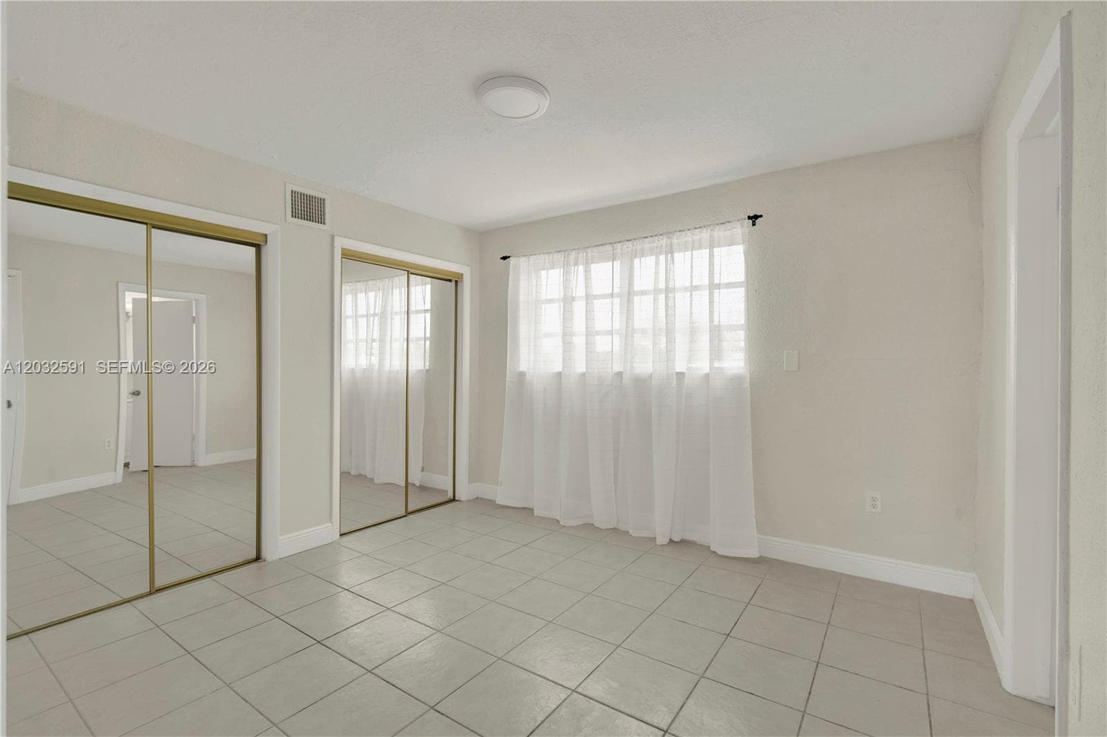 TROPICAL PARK CONDO · #45 in Miami - Photo 10