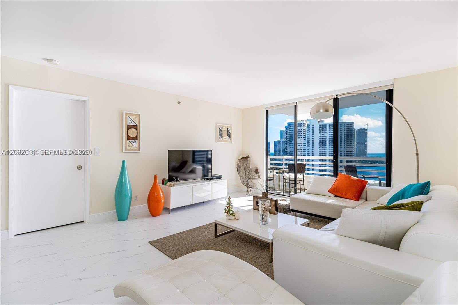PARC CENTRAL AVENTURA EAS · #LP17 in Aventura - Photo 2