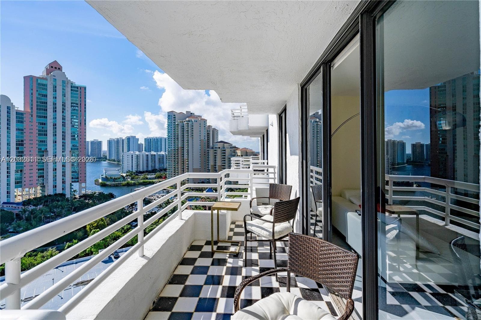 PARC CENTRAL AVENTURA EAS · #LP17 in Aventura - Photo 25