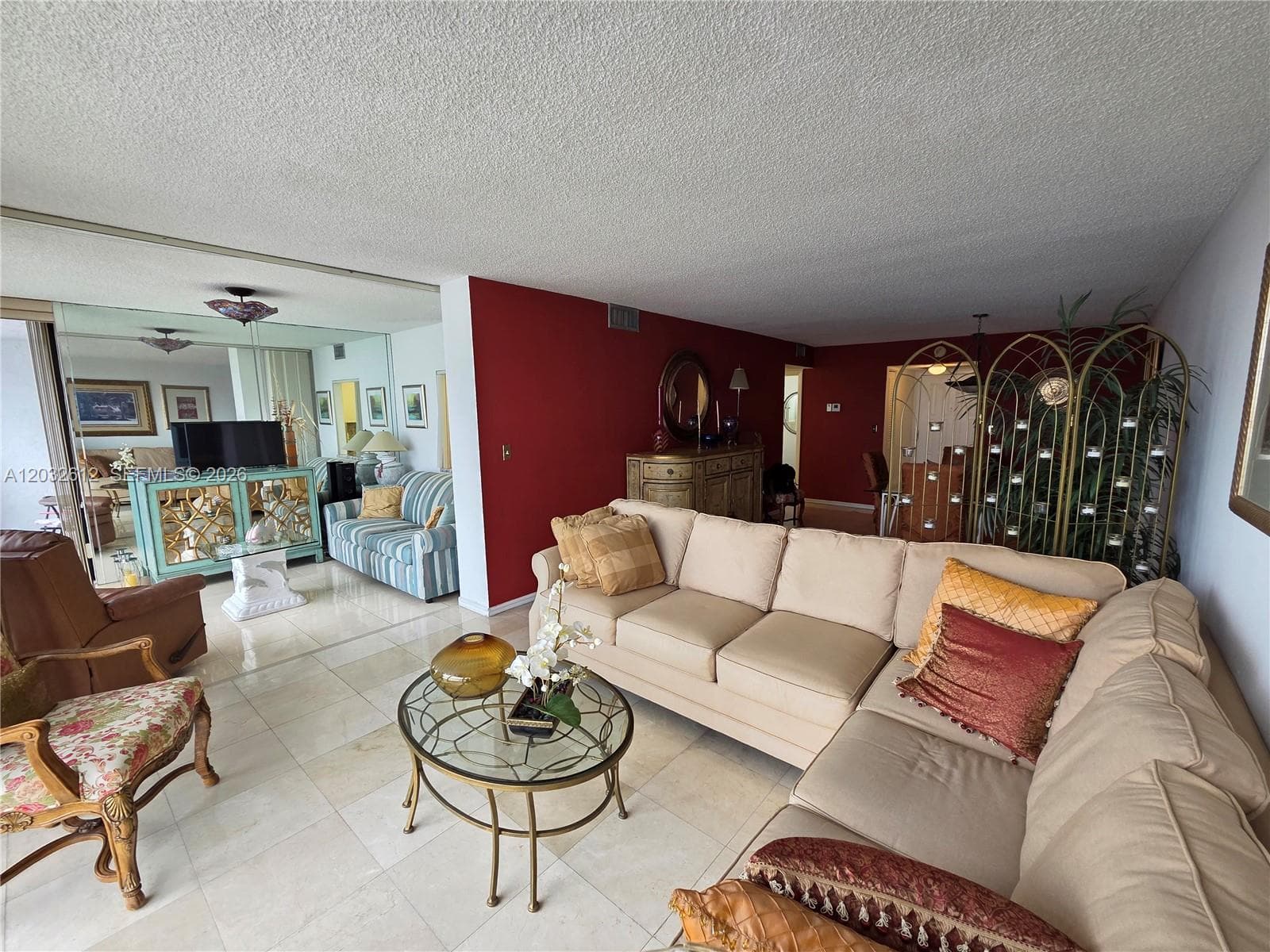Towers of Ocean View · #1124 in Hallandale Beach - Photo 10