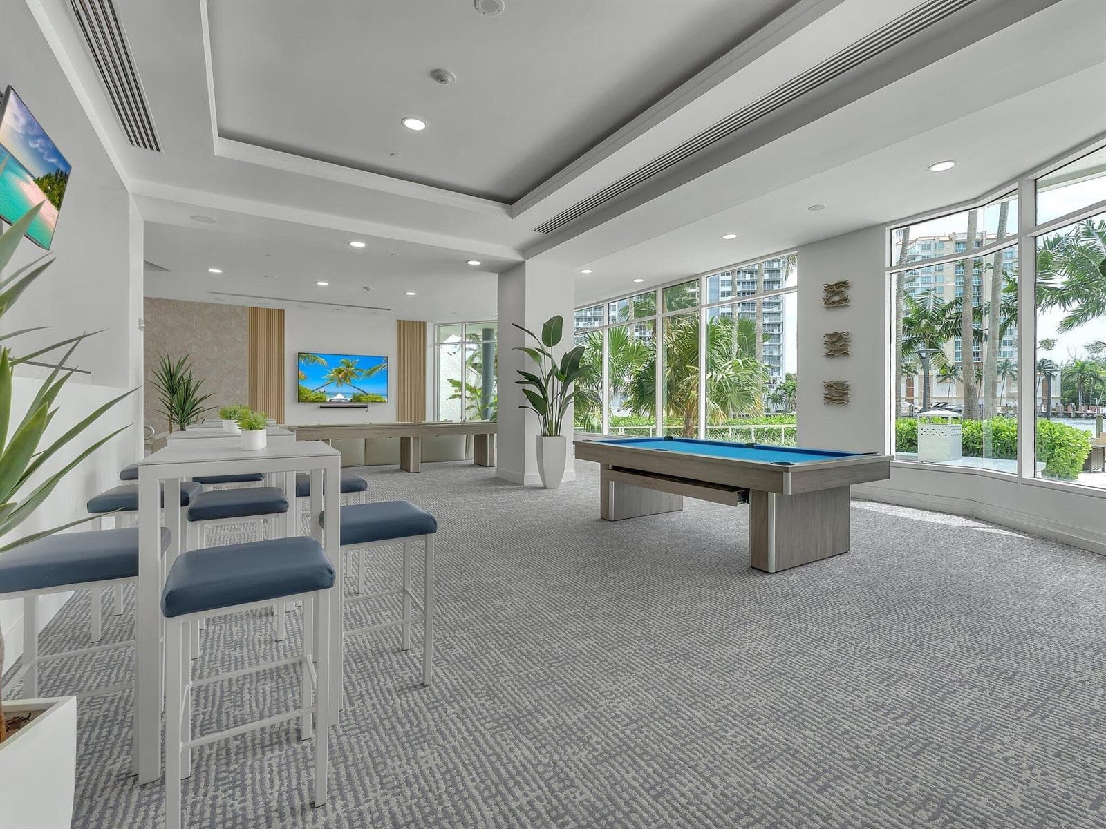 indoorlounge1