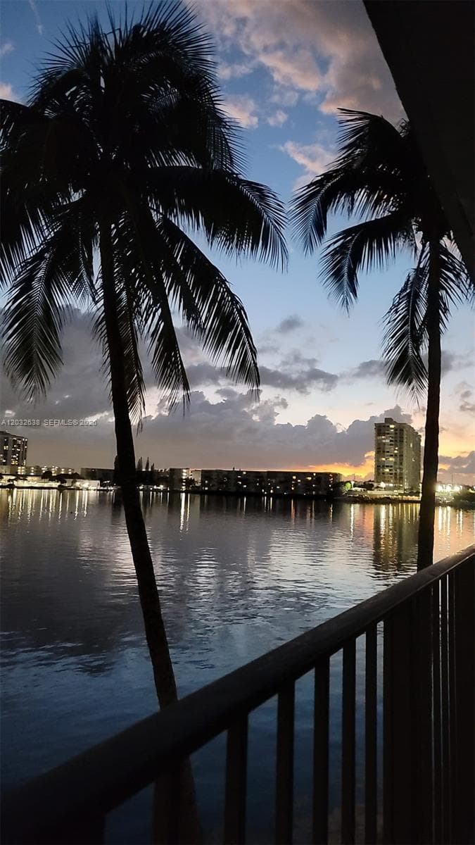 The Clipper · #217 in Aventura - Photo 4