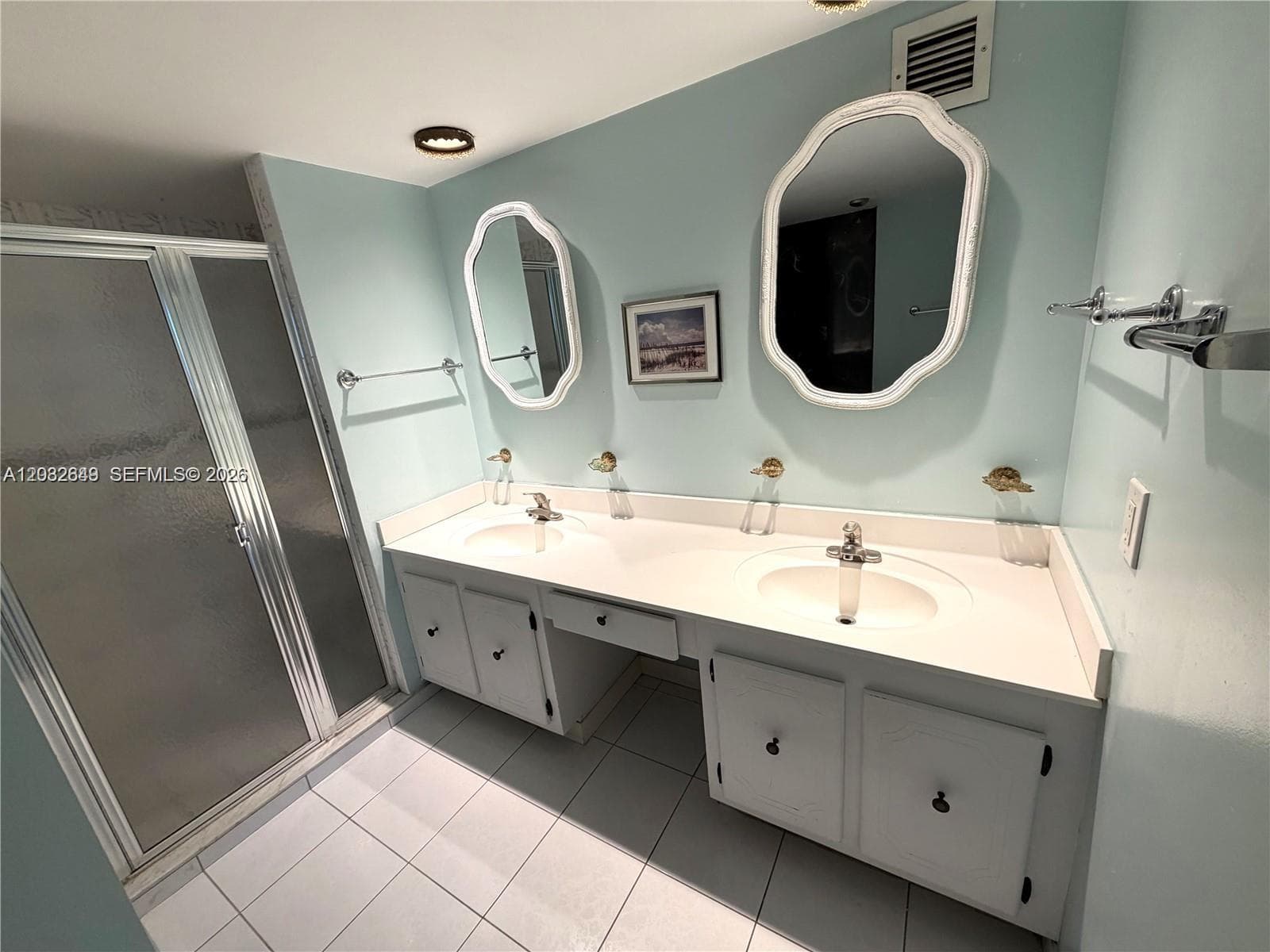 PLAZA TOWERS NORTH CONDO · #1202 in Hallandale Beach - Photo 7
