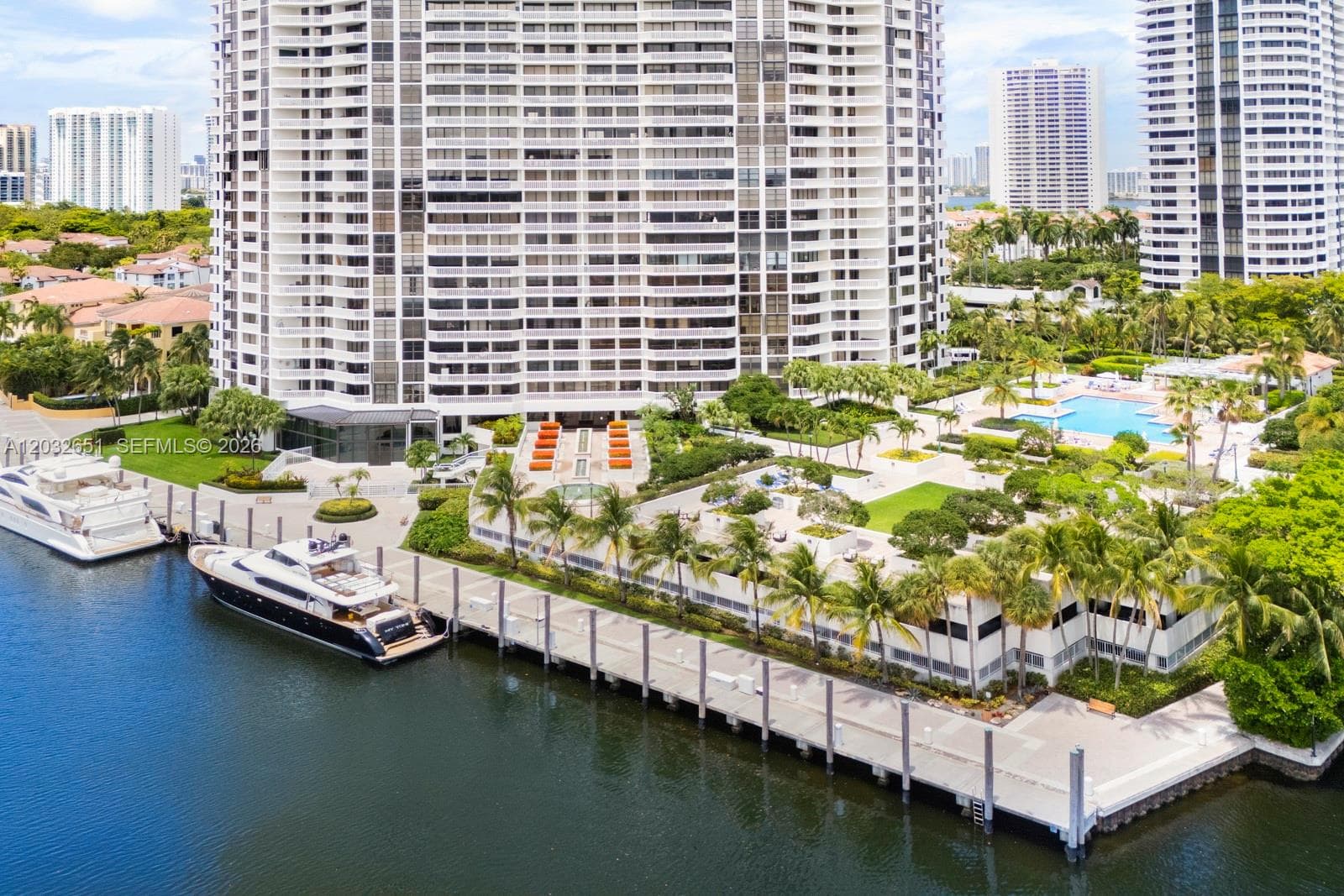 WILLIAMS ISLAND 1000 · #911 in Aventura - Photo 38
