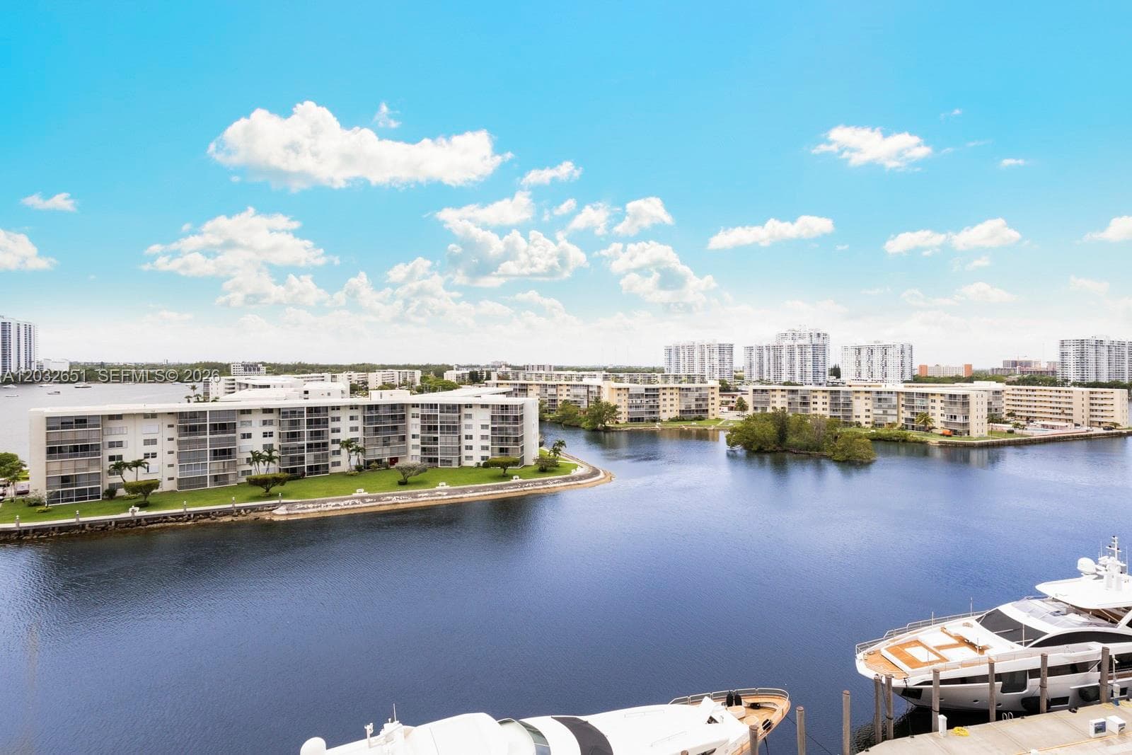 WILLIAMS ISLAND 1000 · #911 in Aventura - Photo 10