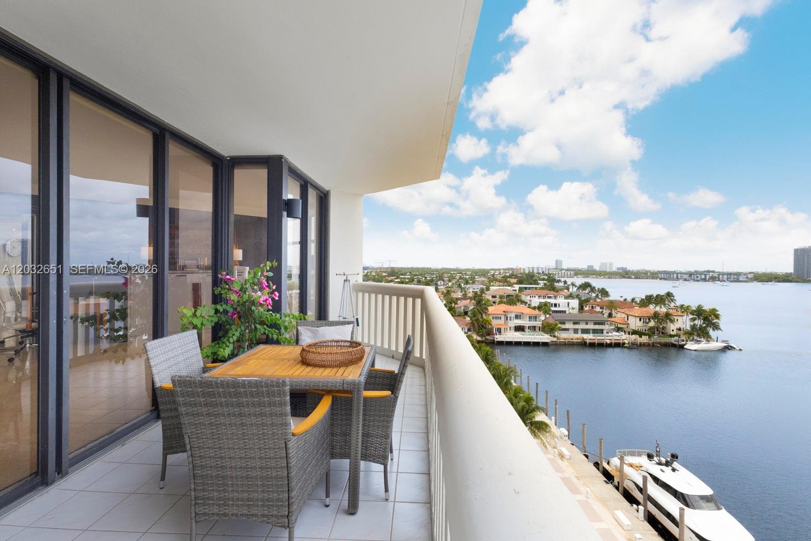 WILLIAMS ISLAND 1000 · #911 in Aventura - Photo 8