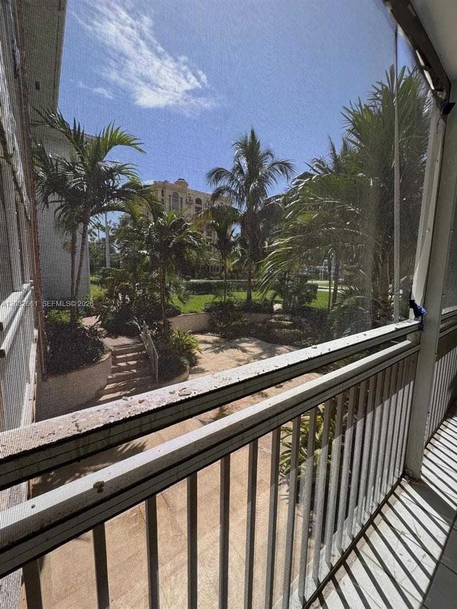 BOCA CAPRI CONDO APTS SLY · #1040 in Boca Raton - Photo 13
