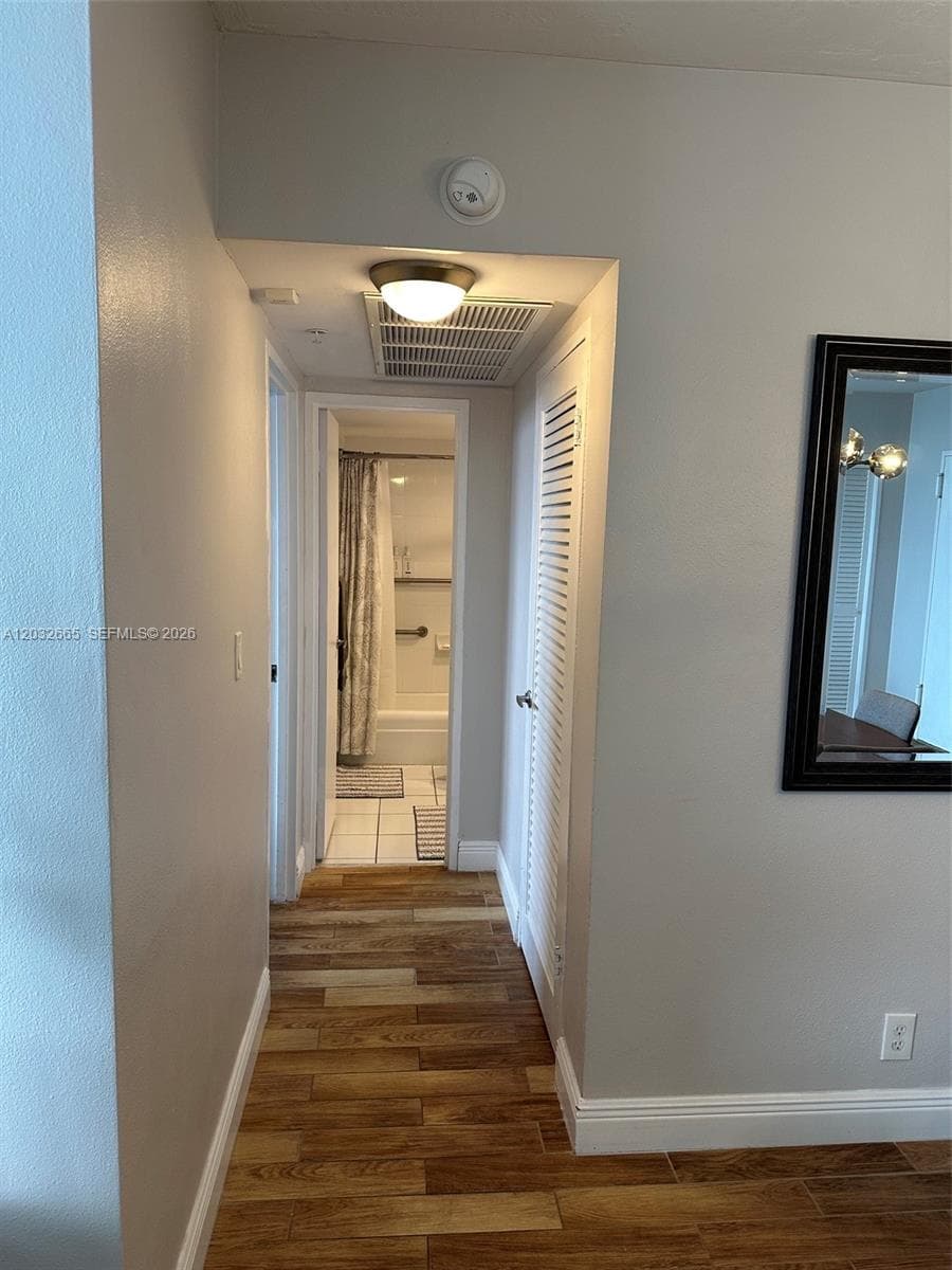 RESIDENCES ON HOLLYWOOD B · #1429 in Hollywood - Photo 15