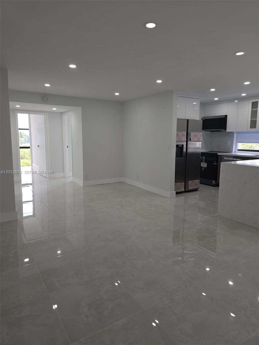 PLAZA OF AMERICAS CONDO P · #601 in Sunny Isles Beach - Photo 8