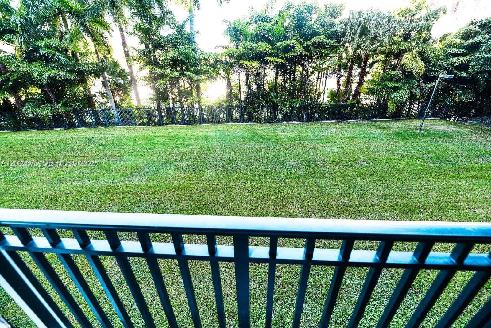 PLAZA OF AMERICAS CONDO P · #207 in Sunny Isles Beach - Photo 6