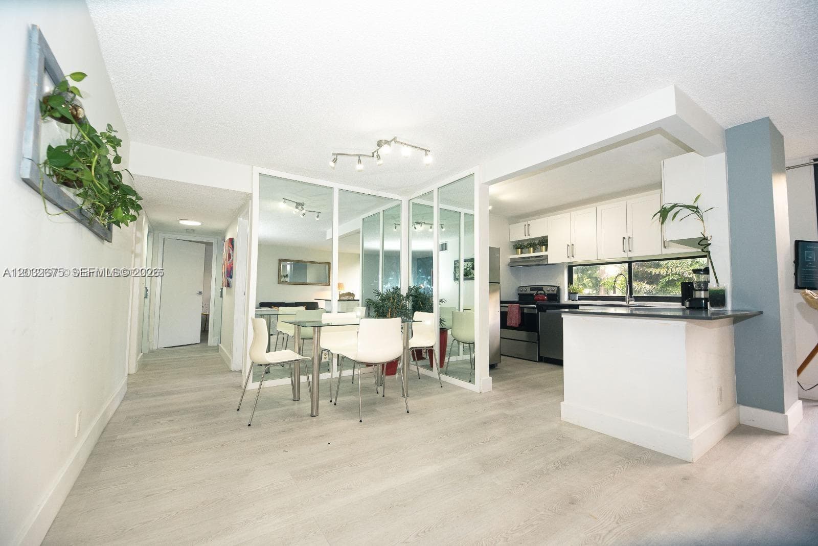 PLAZA OF AMERICAS CONDO P · #207 in Sunny Isles Beach - Photo 7