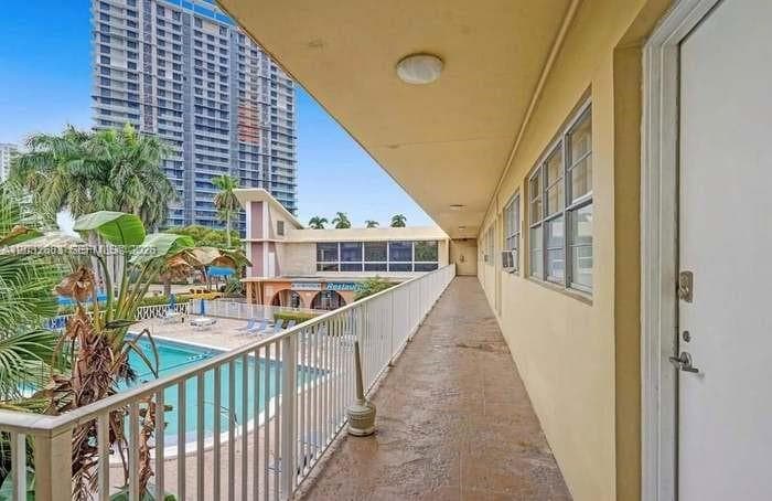 The Knights Inn · #2263 in Hallandale Beach - Photo 17