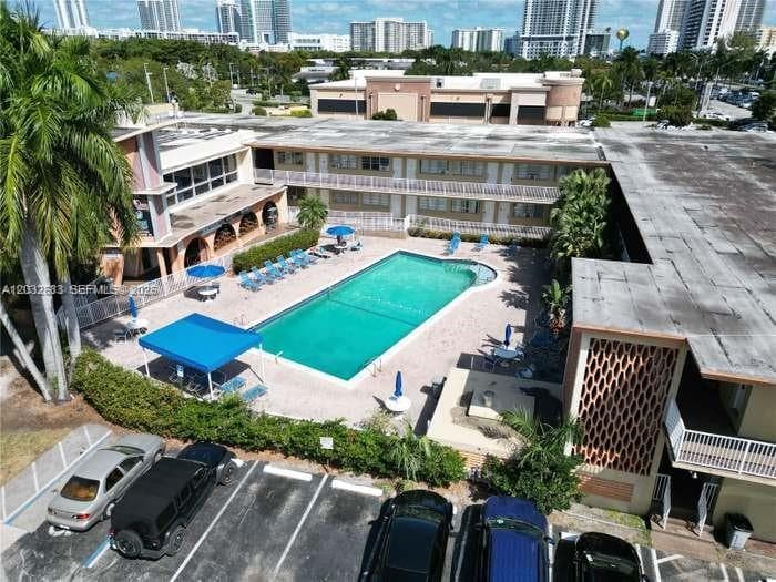 The Knights Inn · #2263 in Hallandale Beach - Photo 16