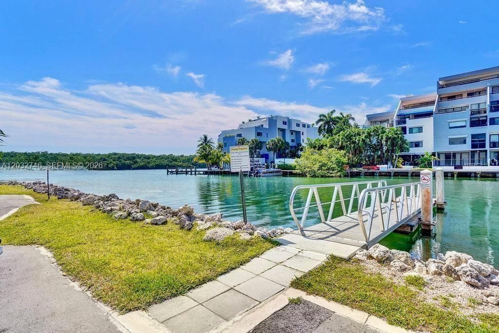 Coastal Towers · #309 in Sunny Isles Beach - Photo 33