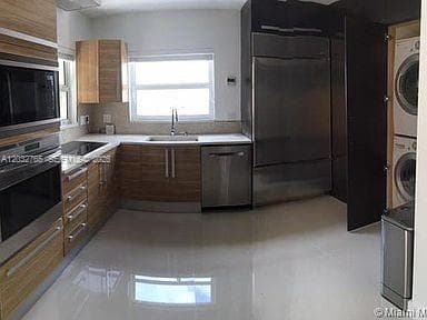 3 Farrey Ln #3 photo 2