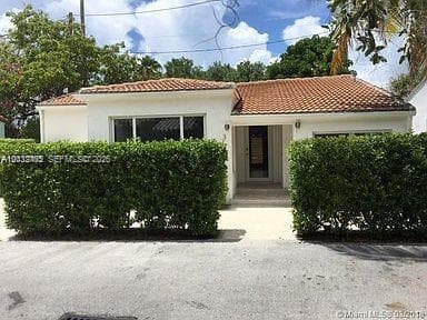3 Farrey Ln #3 photo 4
