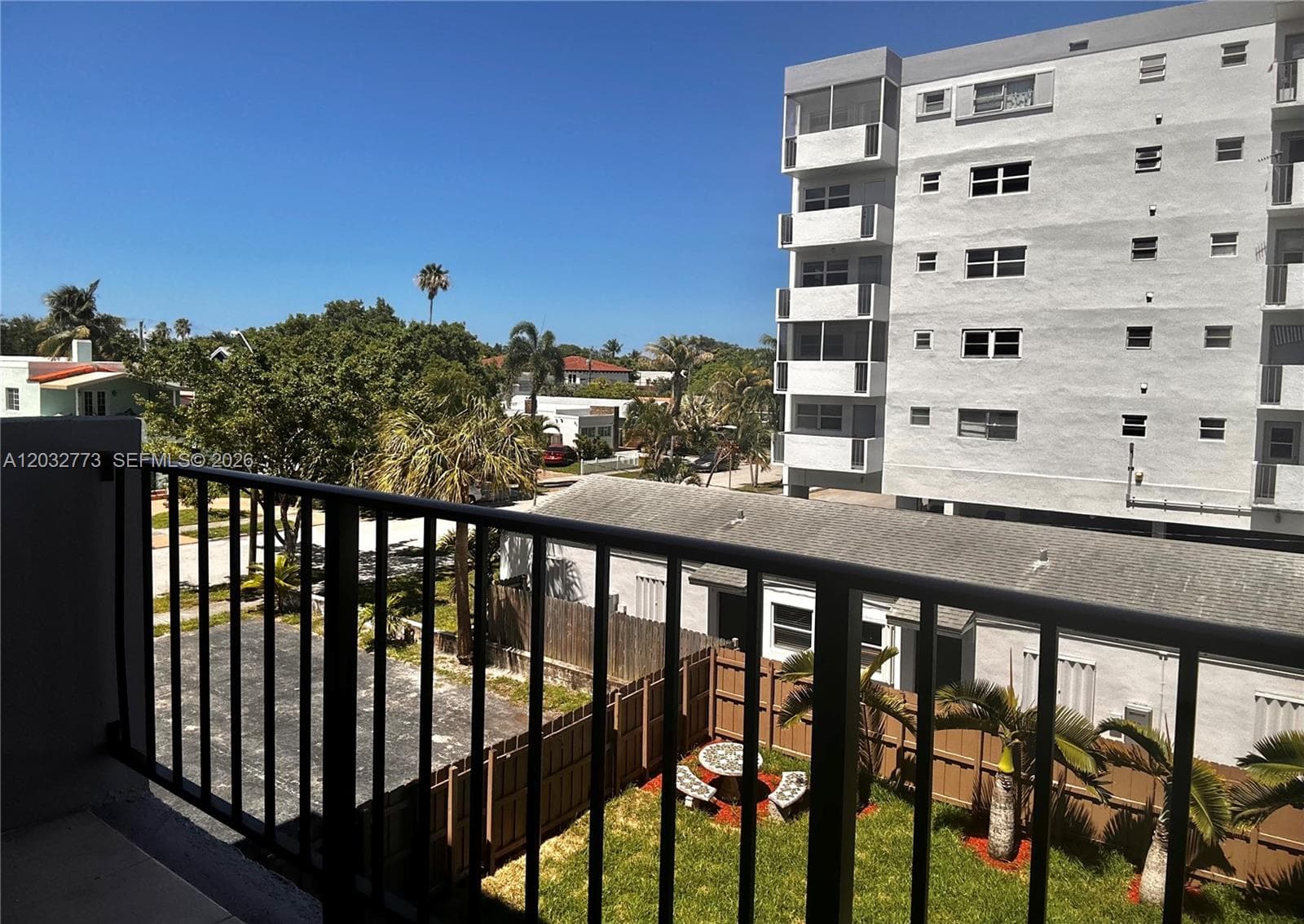 WINTER HAVEN TOWERS CONDO · #303 in Hollywood - Photo 15