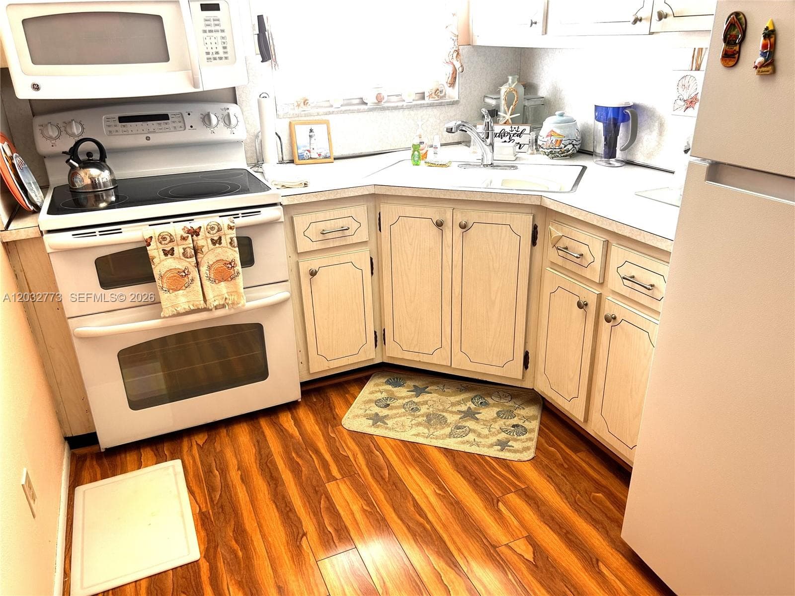 WINTER HAVEN TOWERS CONDO · #303 in Hollywood - Photo 4