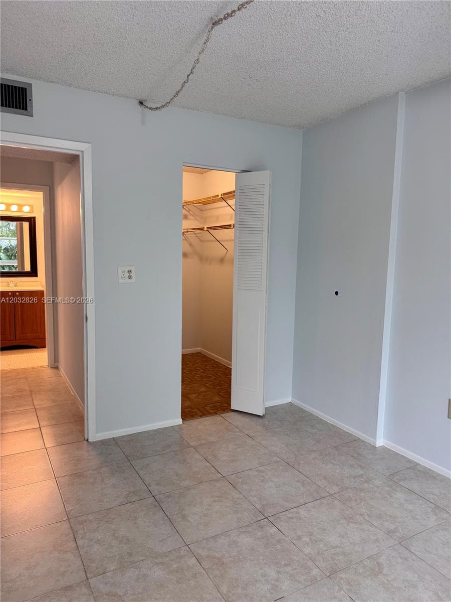 Woodside · #232 in North Miami Beach - Photo 10