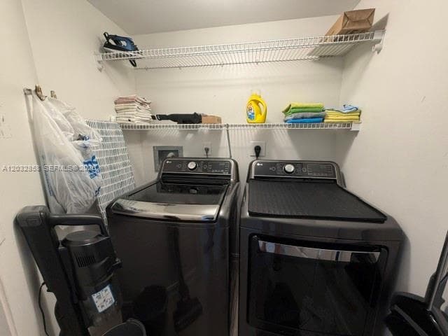 Full "in unit" laundry room