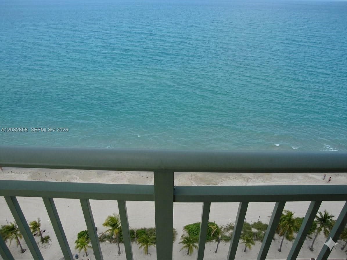 2080 OCEAN DRIVE CONDO · #1512 in Hallandale Beach - Photo 19