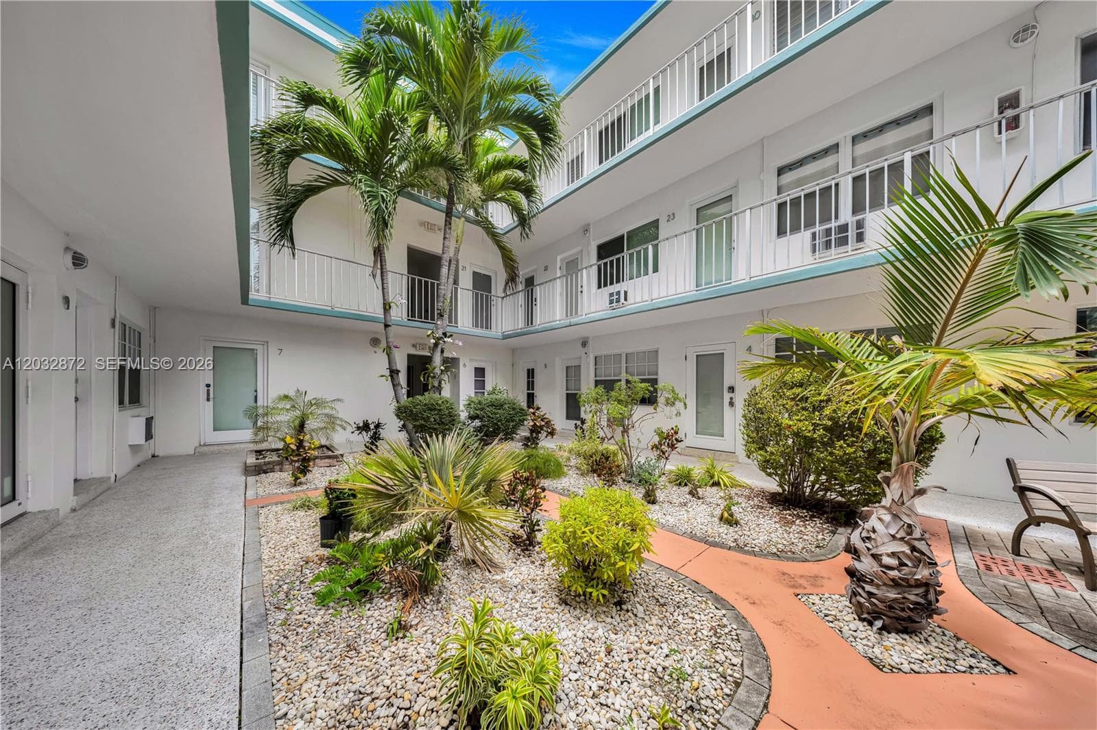 Sholom House · #12A in Miami Beach - Photo 24