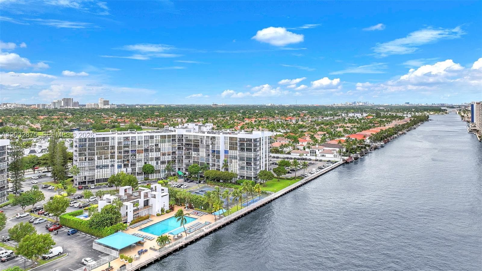 OCEANVIEW PARK CONDO · #229 in Hallandale Beach - Photo 2