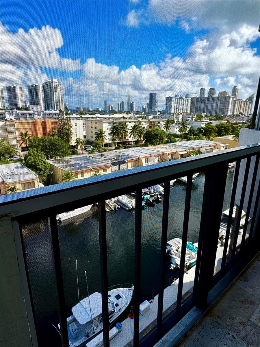 CORAL ISLE WEST CONDO · #805 in North Miami Beach - Photo 17