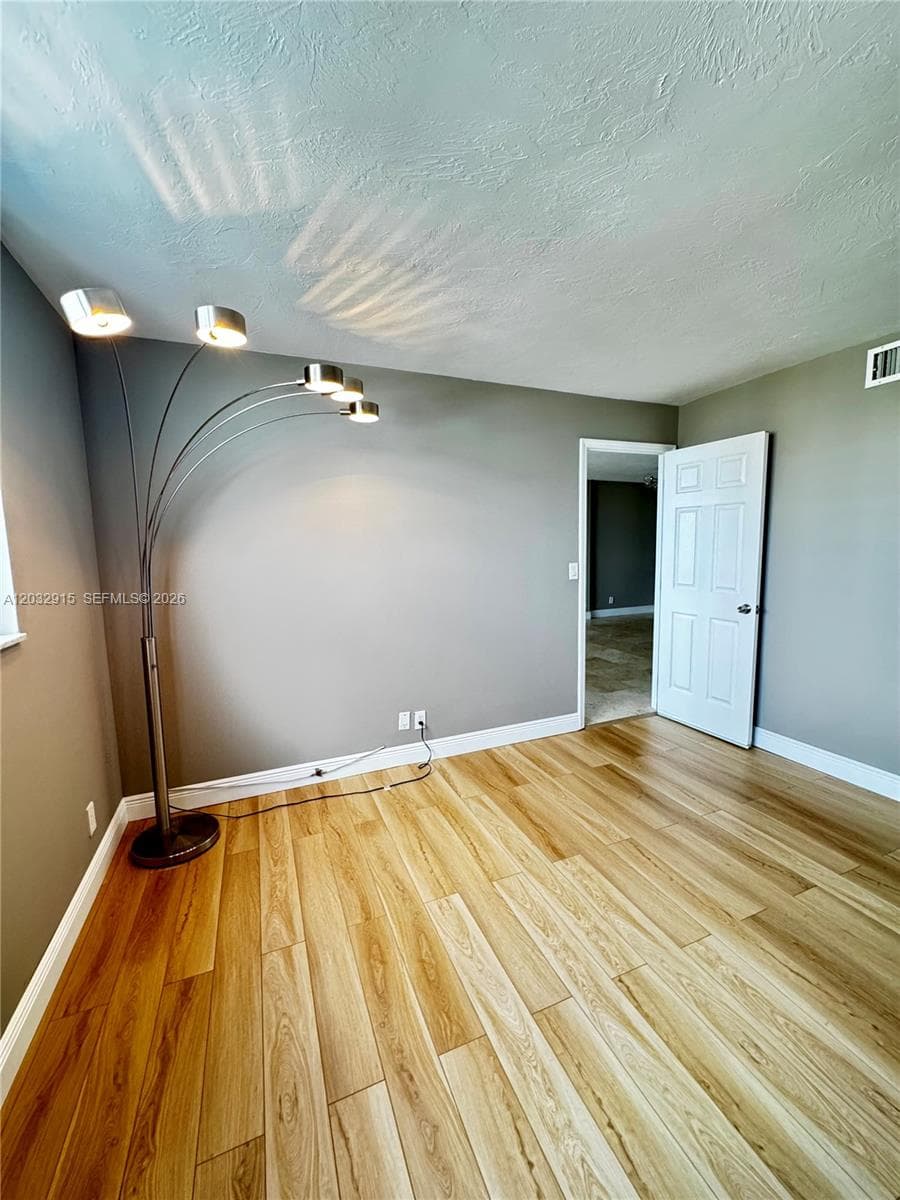 CORAL ISLE WEST CONDO · #805 in North Miami Beach - Photo 26
