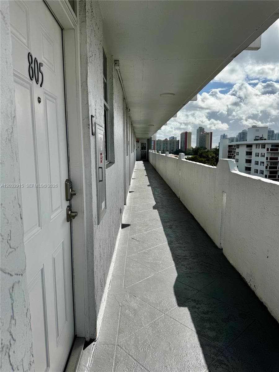 CORAL ISLE WEST CONDO · #805 in North Miami Beach - Photo 28