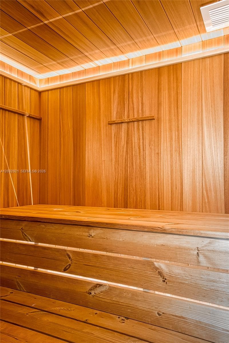 SEASIDE VILLAGE · #2N in Hollywood - Photo 57