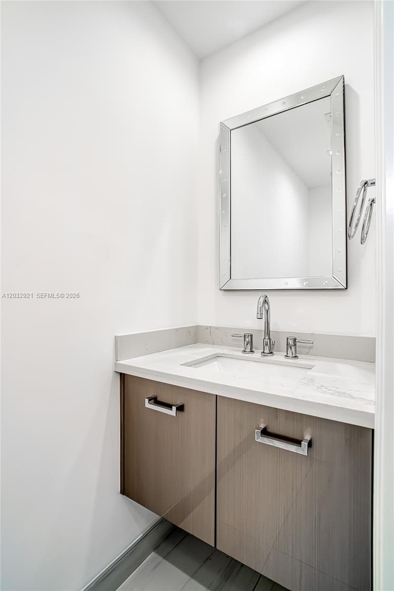 SEASIDE VILLAGE · #2N in Hollywood - Photo 39