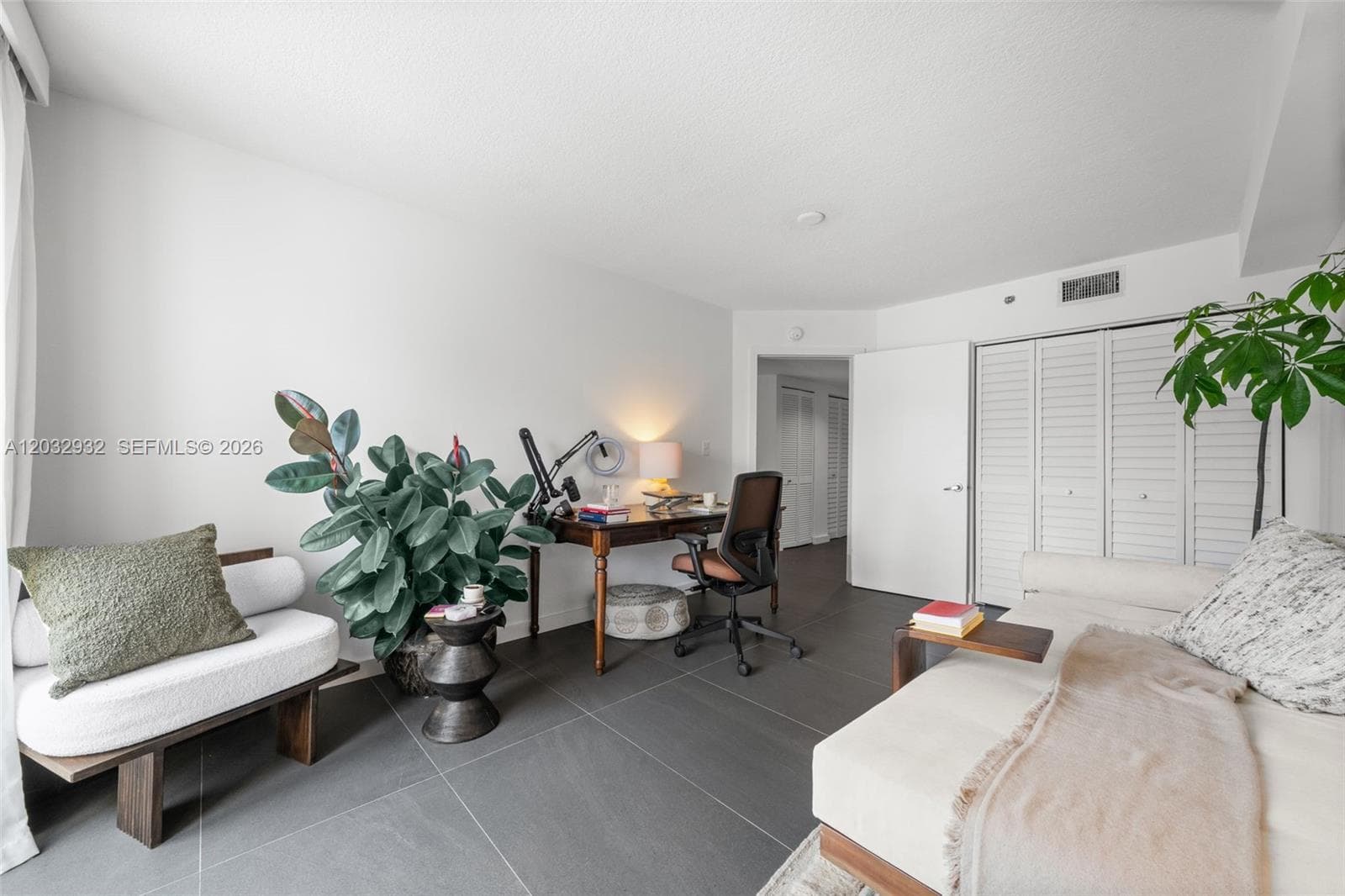 THE AMBASSADORS CONDO · #304 in Miami Beach - Photo 12