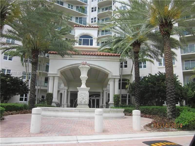TURNBERRY VILLAGE · #218 in Aventura - Photo 2