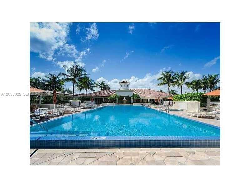 TURNBERRY VILLAGE · #218 in Aventura - Photo 8