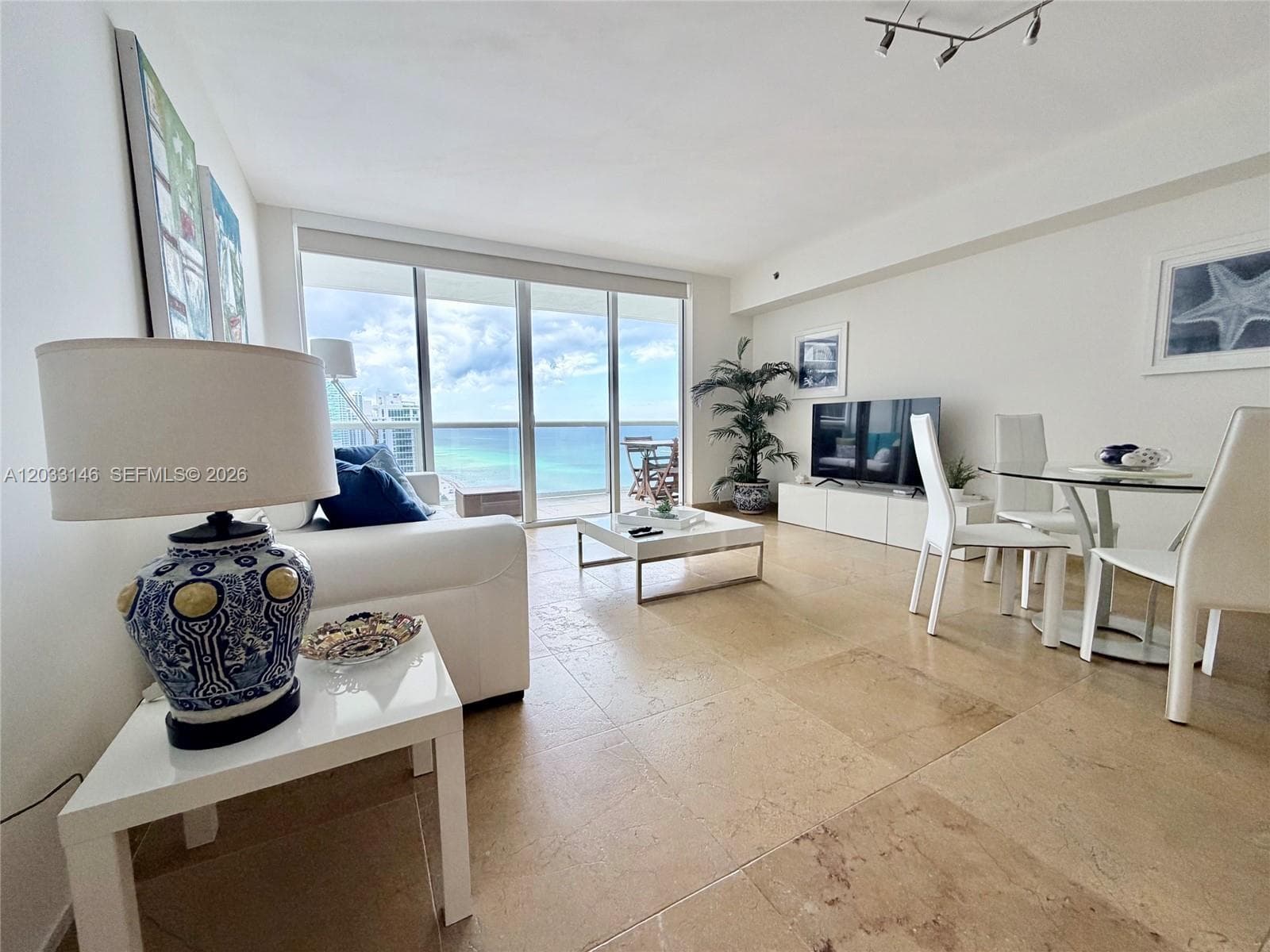 Beach Club Two · #2412 in Hallandale Beach - Photo 3