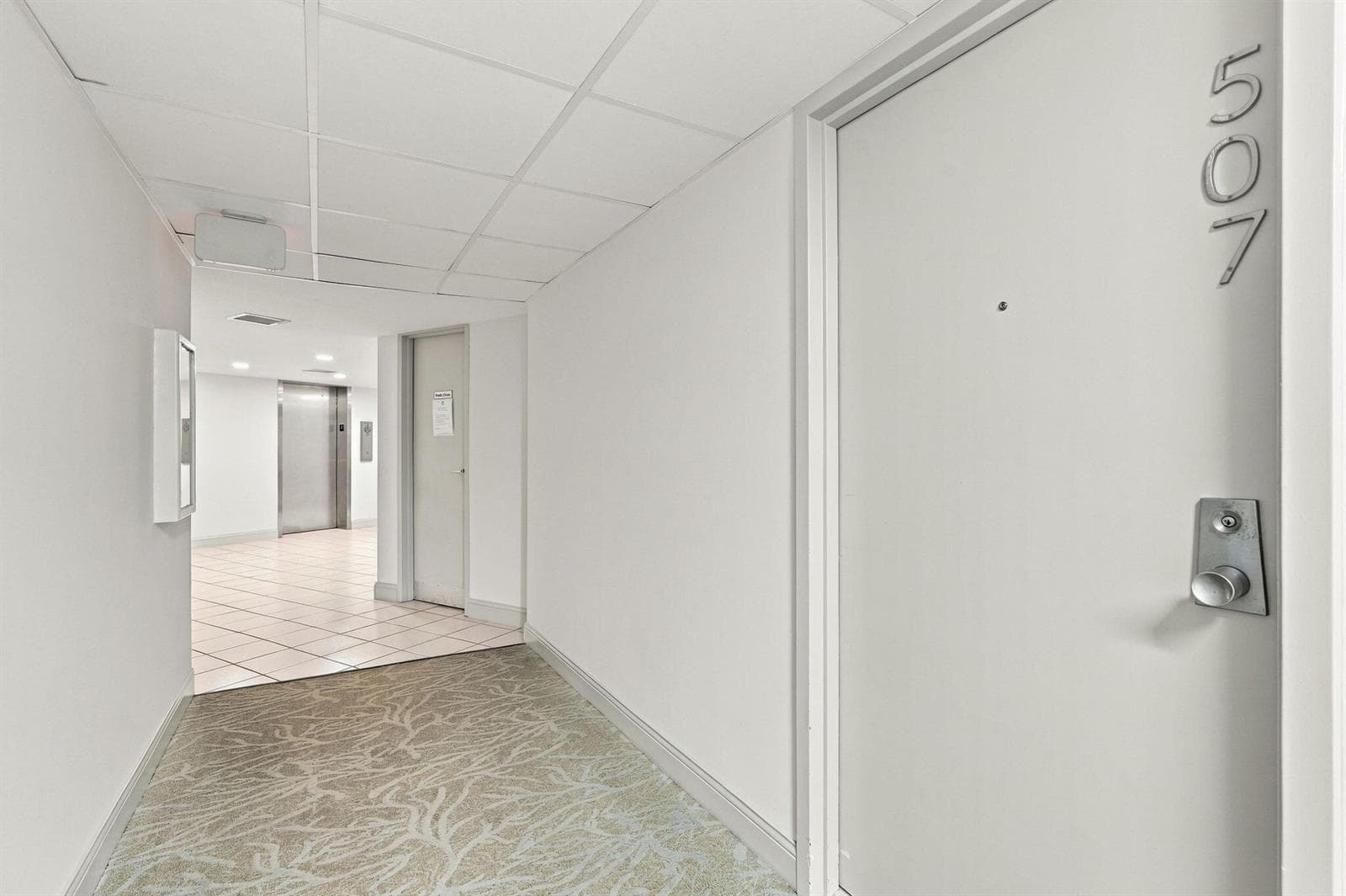 43-web-or-mls-1301_River_Reach_Drive_Uni