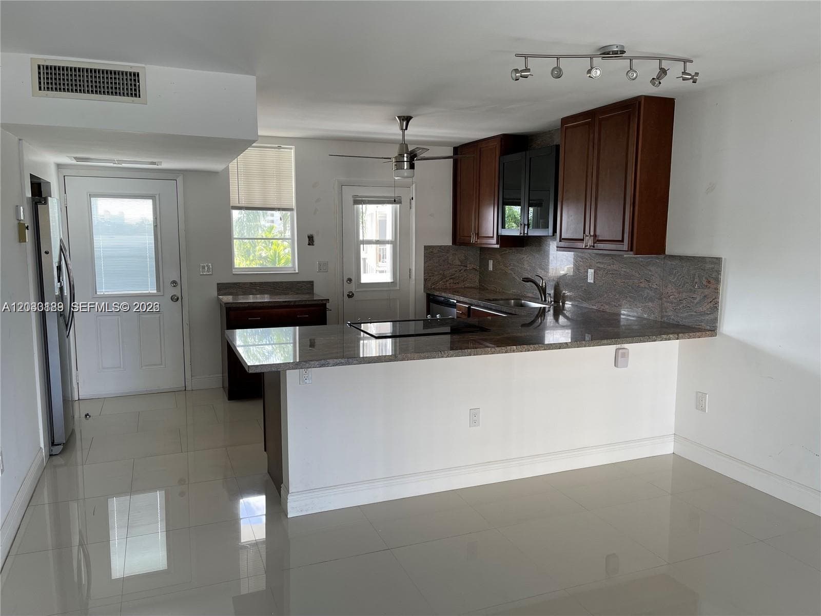 POINT EAST SEC 4 CONDO · #T314 in Aventura - Photo 7