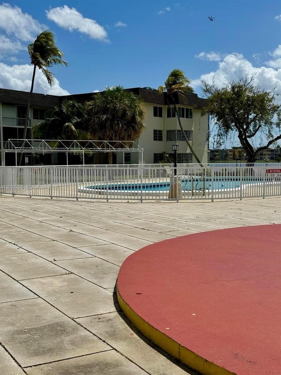 FOURTH HORIZONS CONDO · #310 in Miami - Photo 11