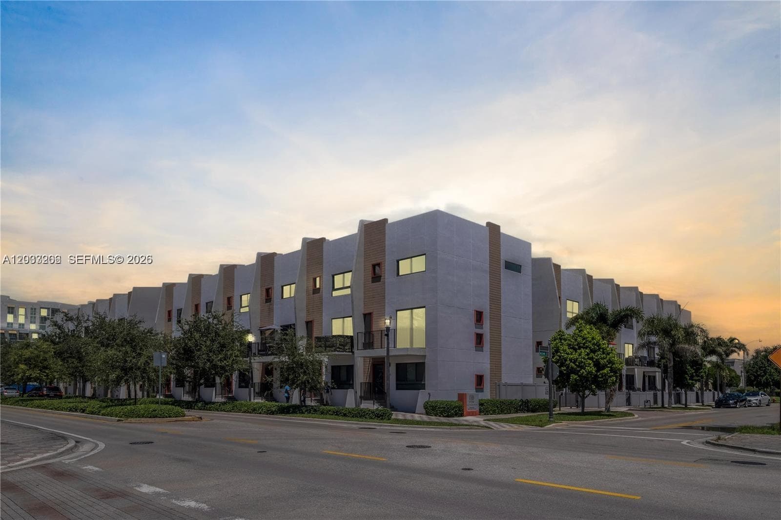 USHO FLAGLER VILLAGE · #2115 in Fort Lauderdale - Photo 49